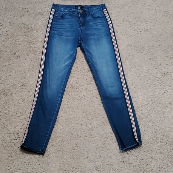 Forever 21 blue jeans - Picture 1 of 4